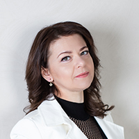 Викладач Ірина Мельниченко - обличчя.